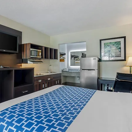 Suburban Studios Verona - Staunton North Extérieur photo